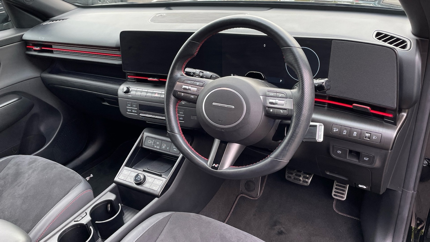 Used Hyundai KONA 2023 for sale - 76676543: Photo 6