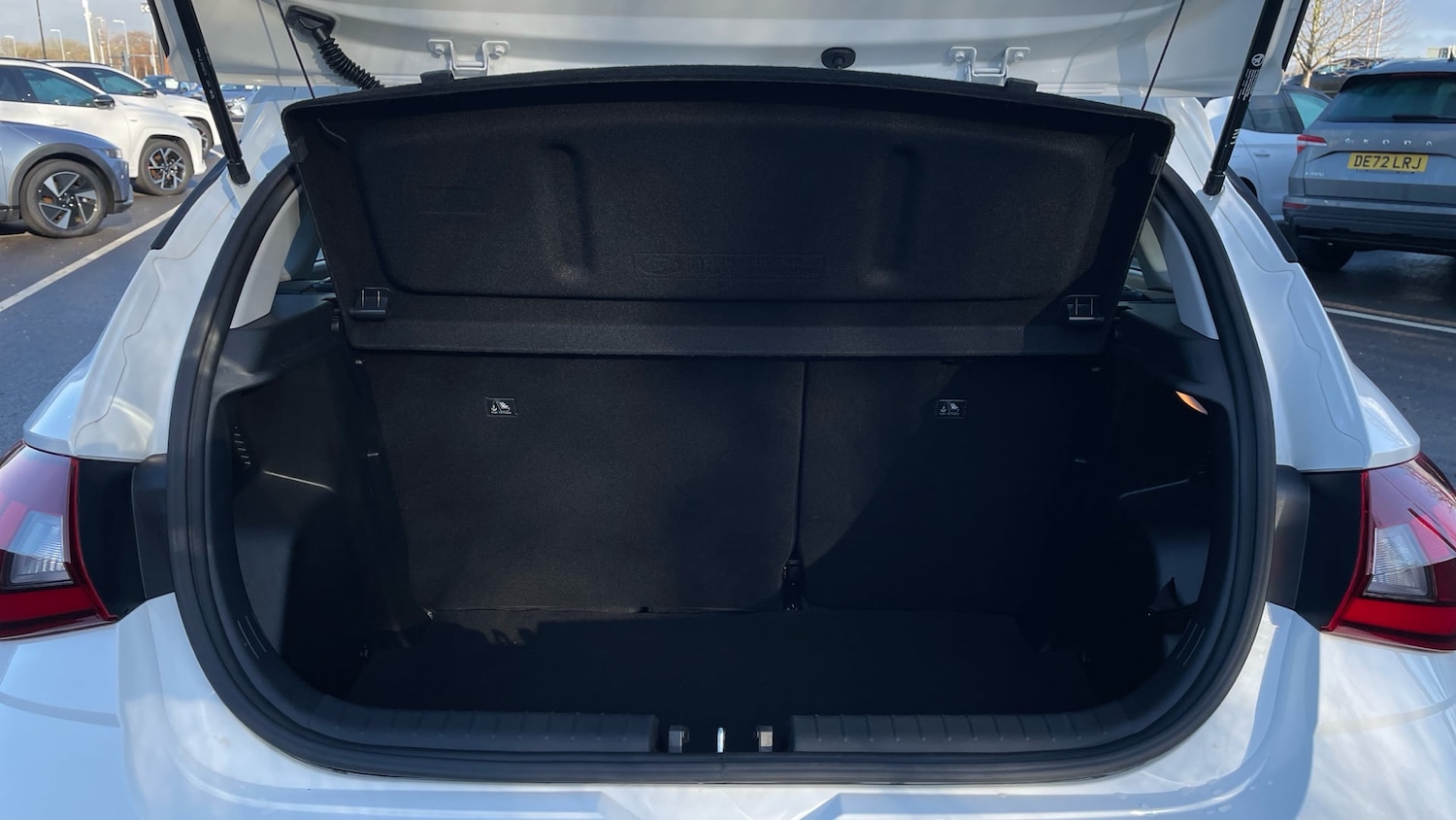 Used Hyundai i20 2024 for sale - 77807376: Photo 11