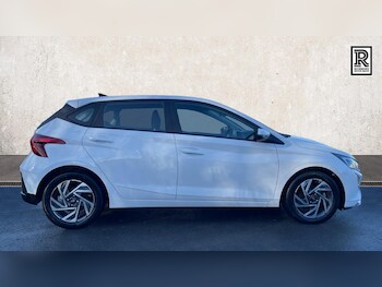 Used Hyundai i20 2024 for sale - 77807376: Photo