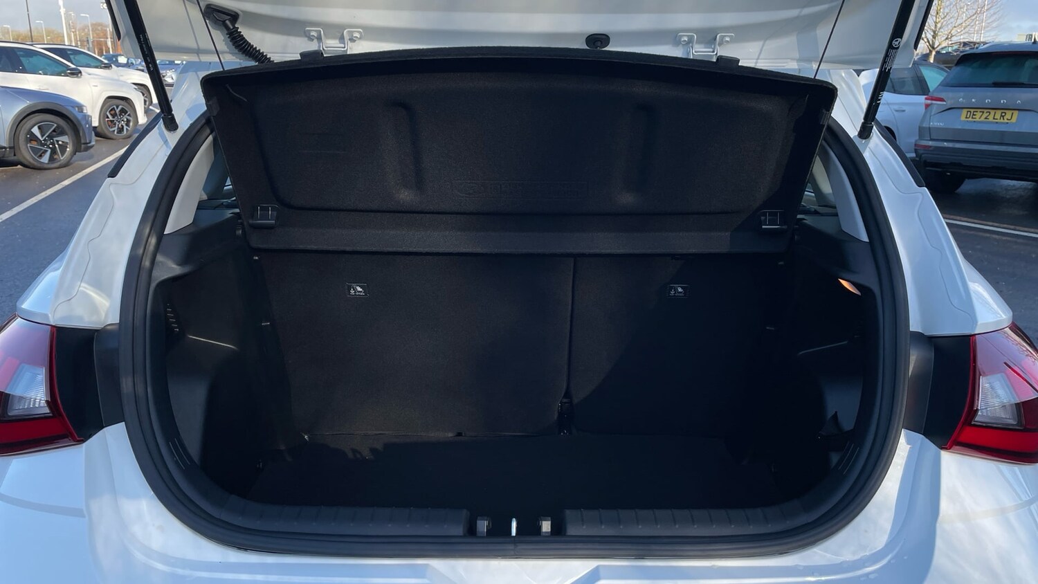 Used Hyundai i20 2024 for sale - 77981935: Photo 11