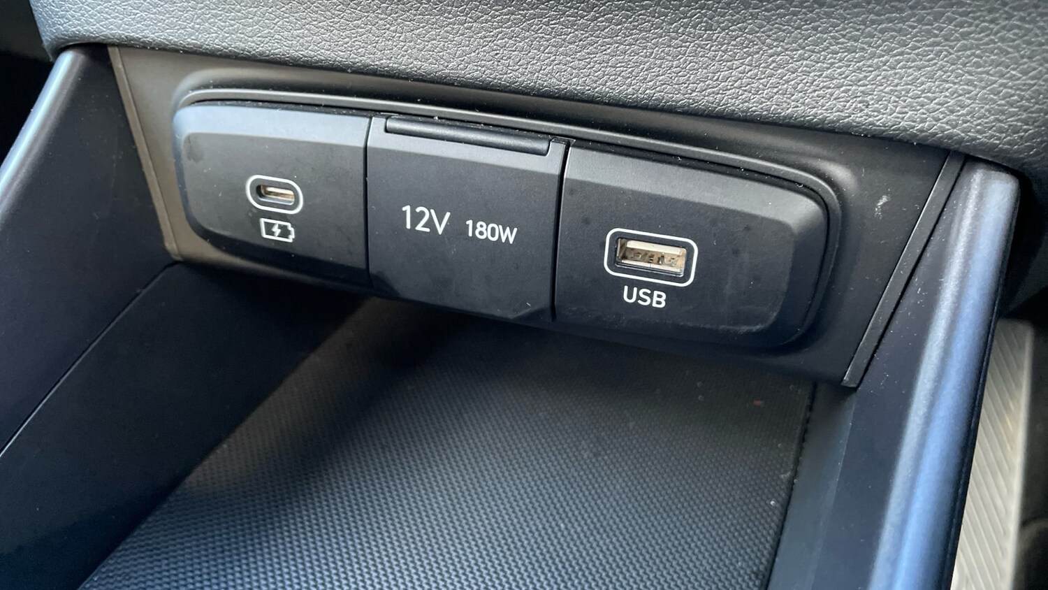 Used Hyundai i20 2024 for sale - 77981935: Photo 21