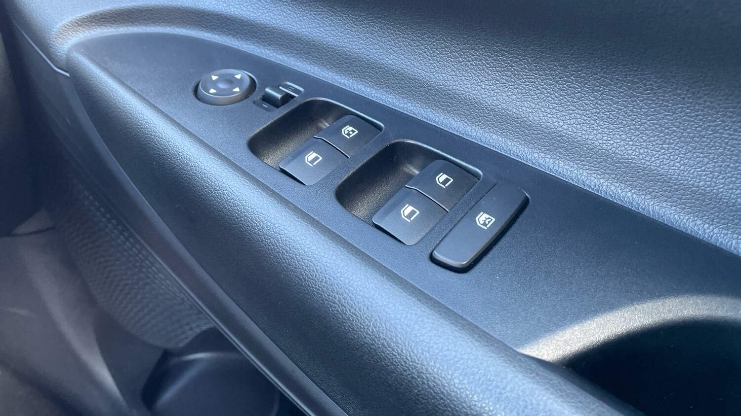 Used Hyundai i20 2024 for sale - 77981935: Photo 25