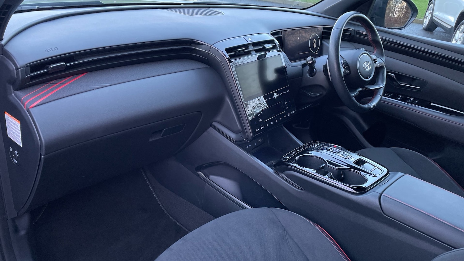 Used Hyundai TUCSON 2024 for sale - 77551947: Photo 2