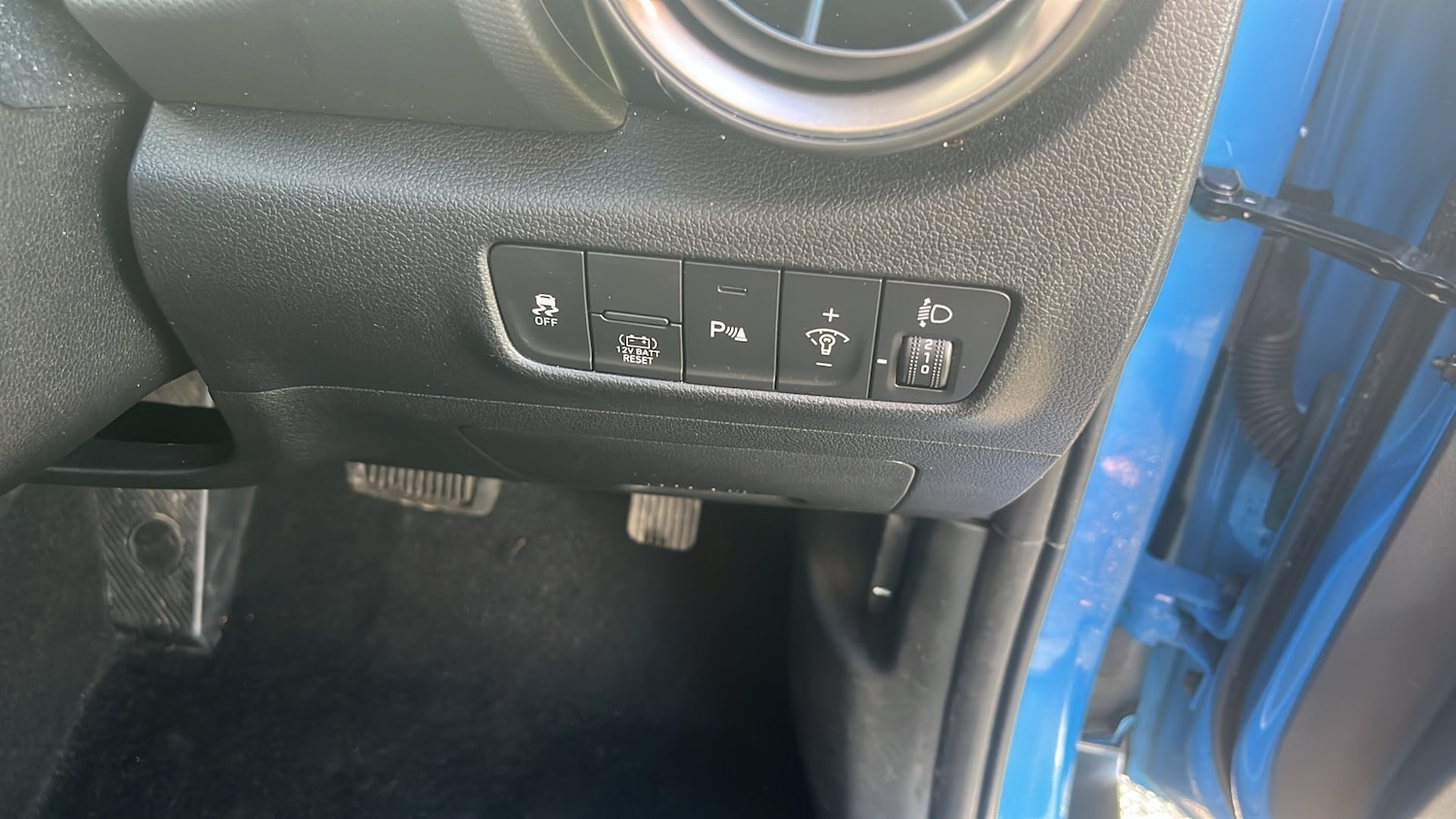 Used Hyundai KONA 2022 for sale - 77140840: Photo 17