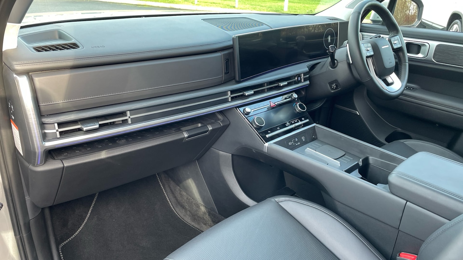 Used Hyundai Santa Fe 2025 for sale - 77465946: Photo 2