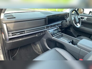 Used Hyundai Santa Fe 2025 for sale - 77465946: Photo