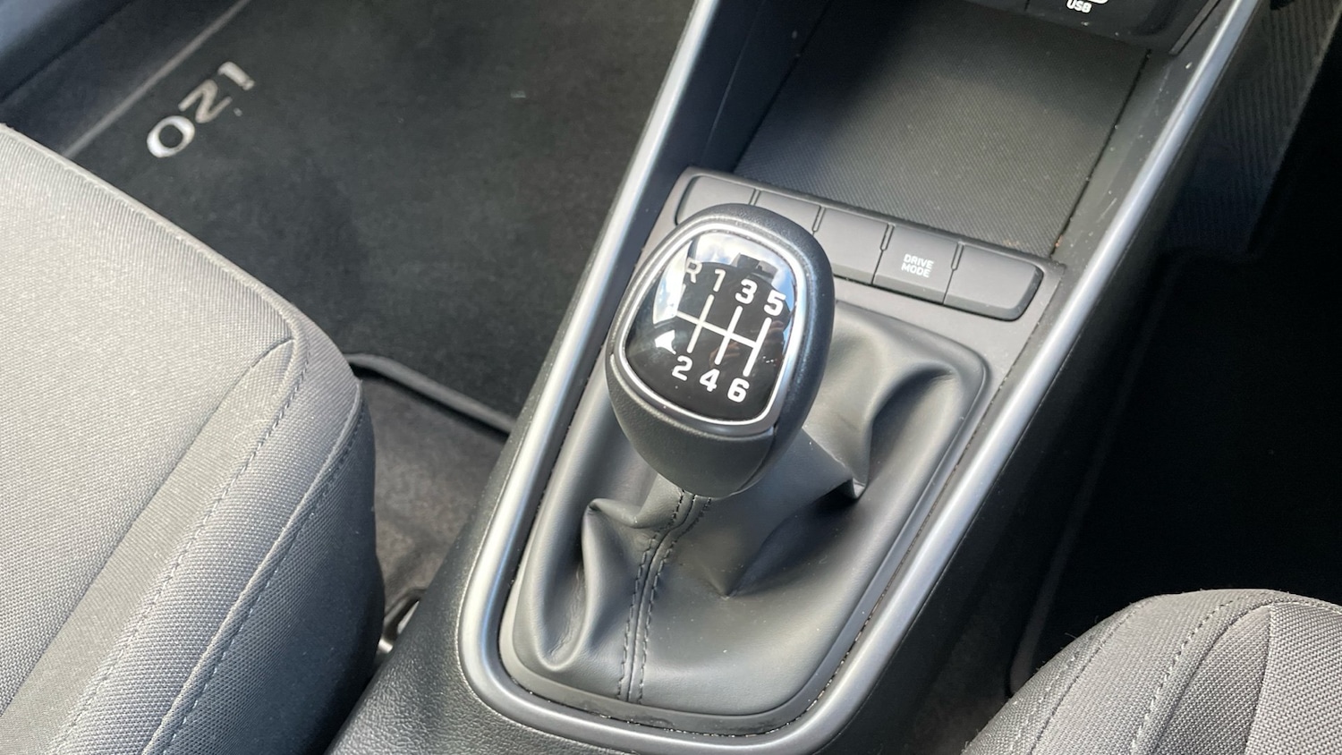 Used Hyundai i20 2024 for sale - 76677718: Photo 23