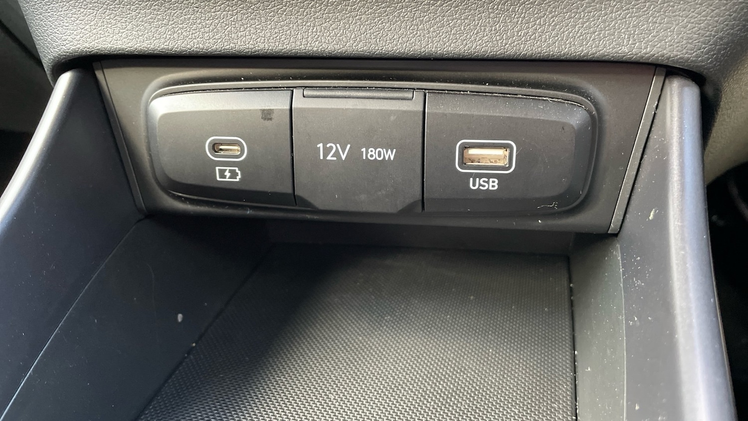 Used Hyundai i20 2024 for sale - 76677718: Photo 24