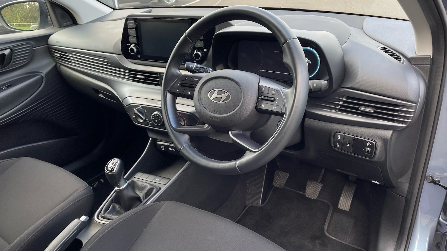 Used Hyundai i20 2024 for sale - 76677718: Photo 6