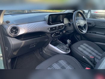 Used Hyundai i10 2025 for sale - 77257910: Photo