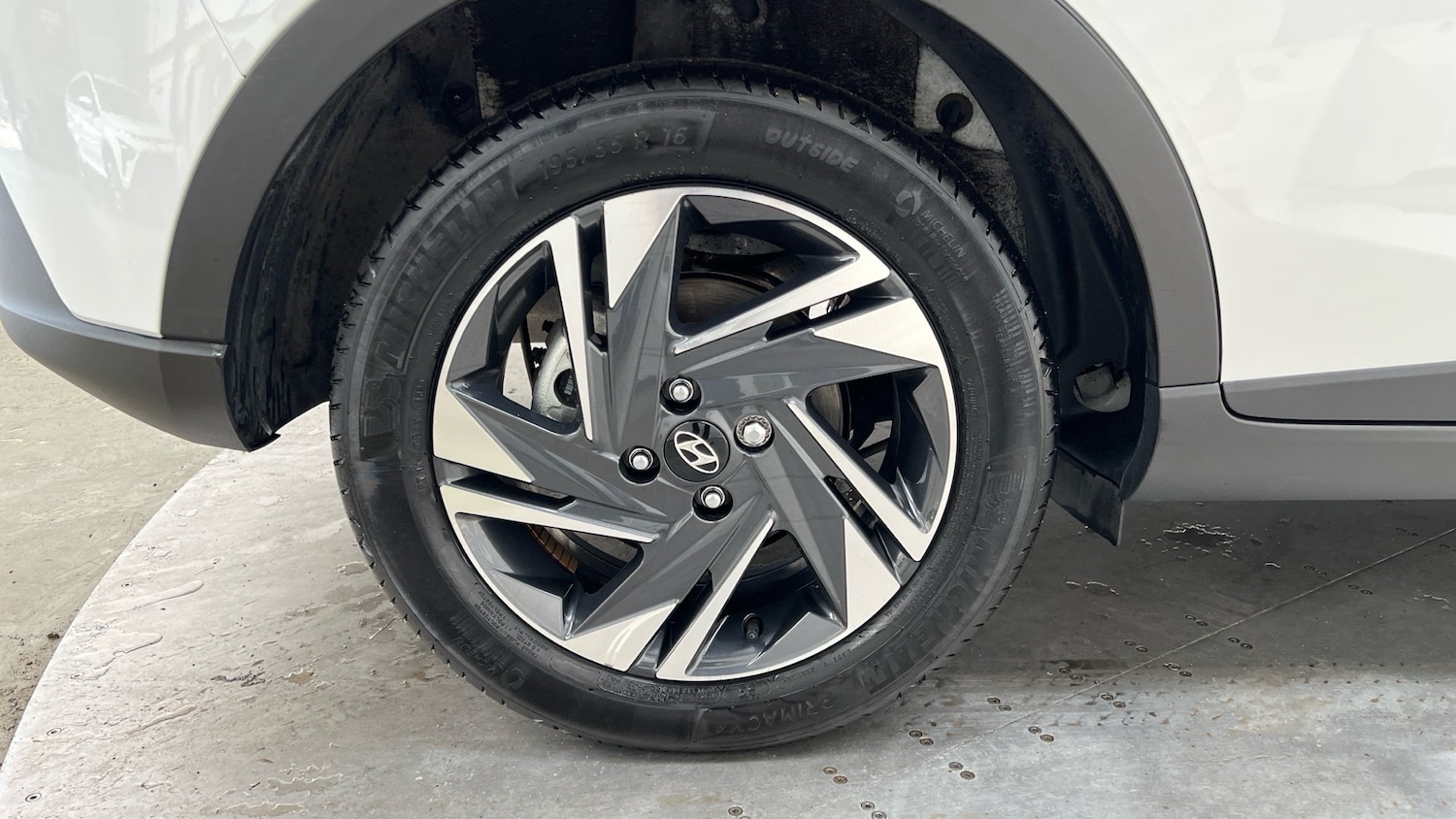 Used Hyundai BAYON 2024 for sale - 76677277: Photo 25