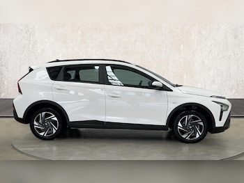 Used Hyundai BAYON 2024 for sale - 76677277: Photo