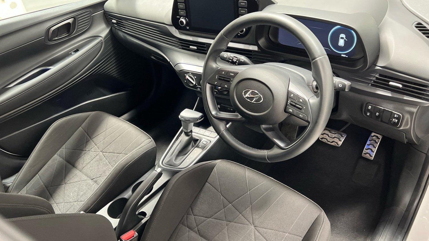 Used Hyundai BAYON 2024 for sale - 76677277: Photo 6