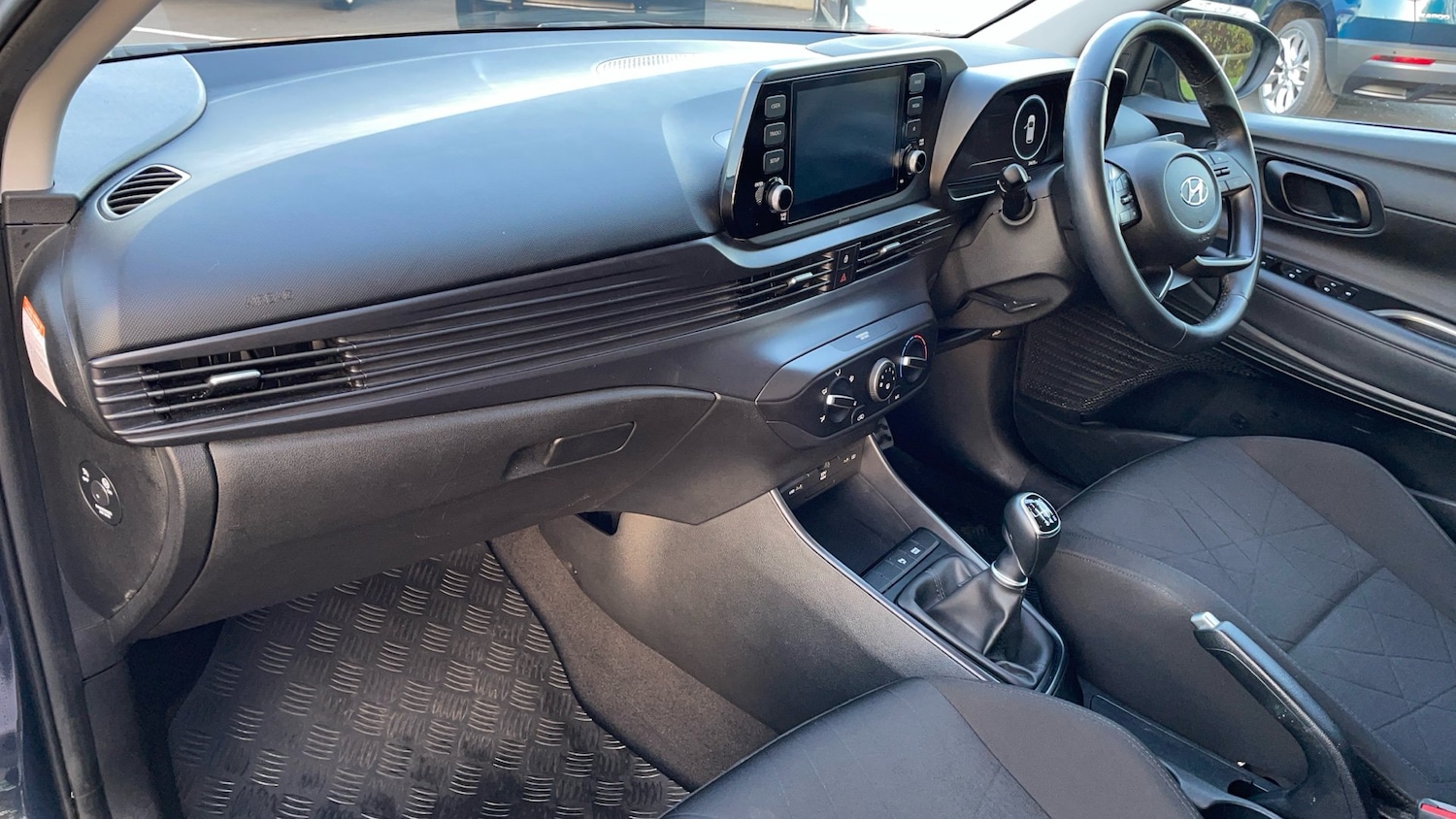 Used Hyundai BAYON 2022 for sale - 76837340: Photo 2