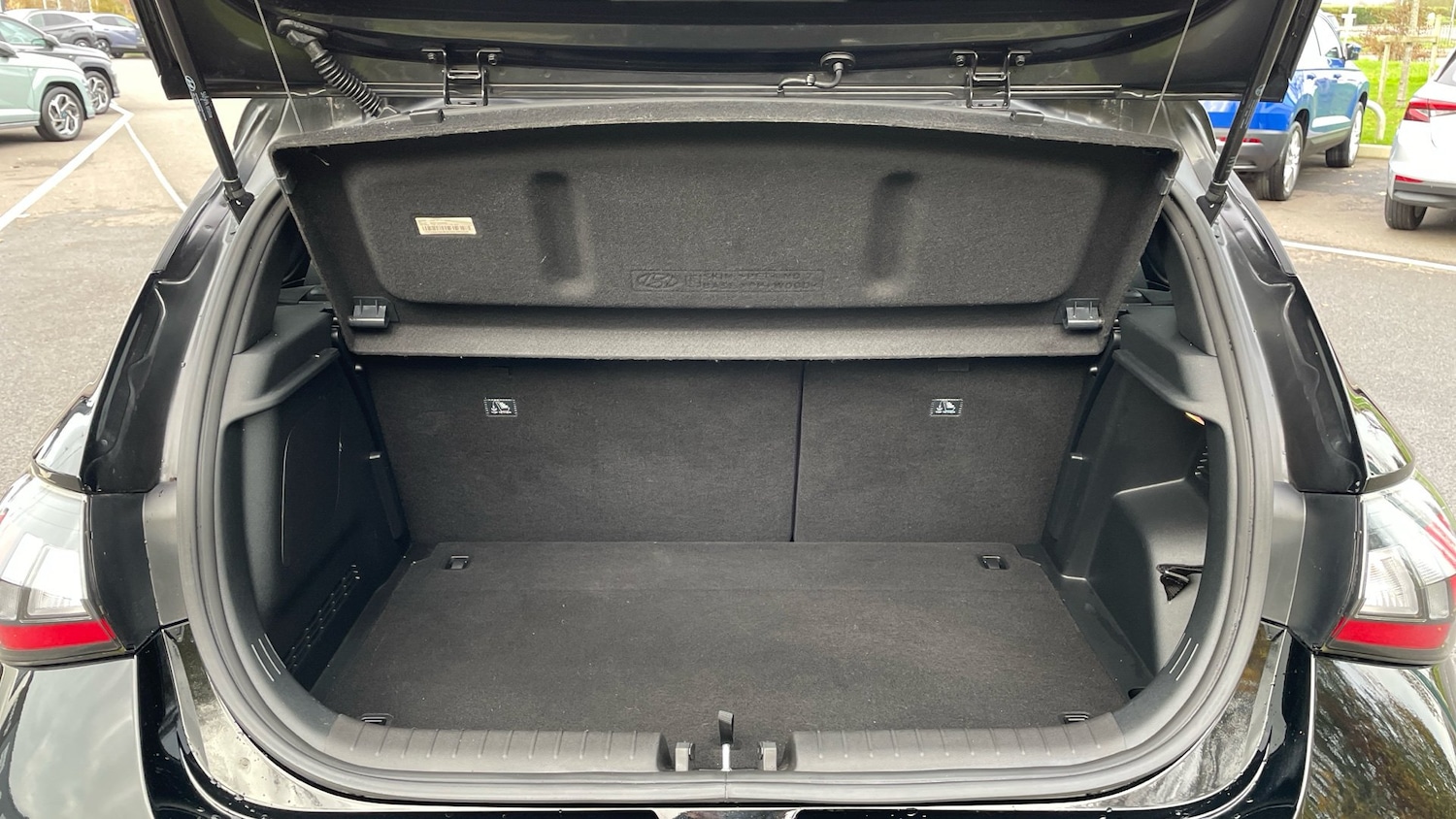 Used Hyundai i20 2023 for sale - 76675700: Photo 11