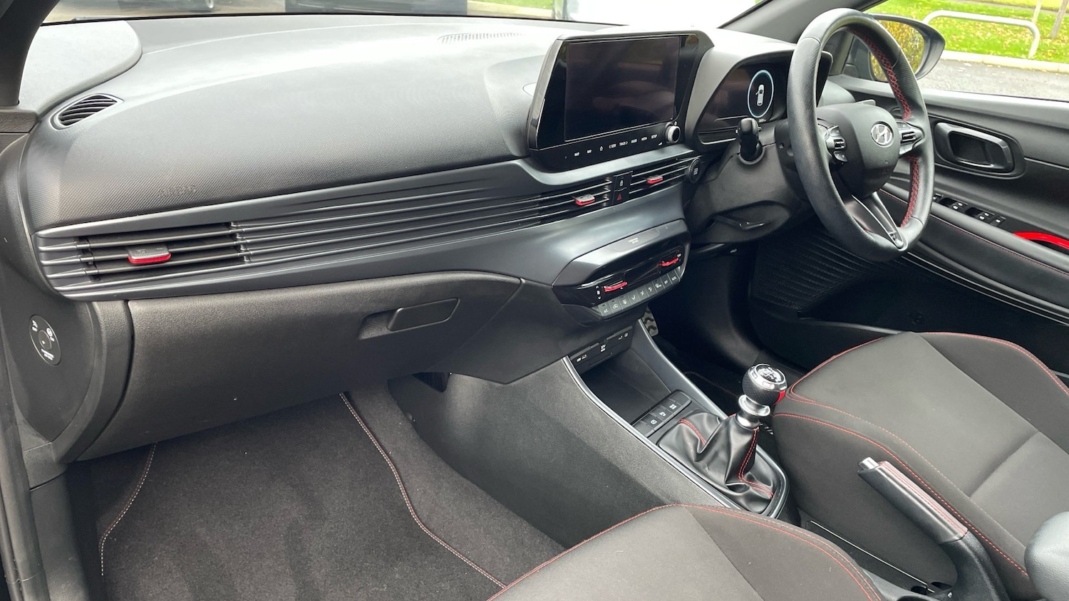 Used Hyundai i20 2023 for sale - 76675700: Photo 2