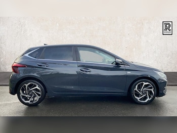 Used Hyundai i20 2023 for sale - 76841777: Photo