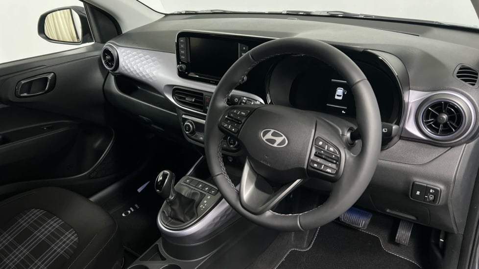 Used Hyundai i10 2025 for sale - 77822499: Photo 6