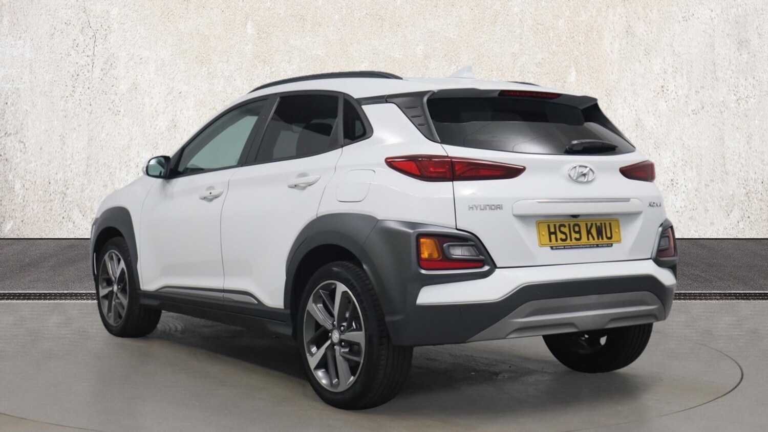 Used Hyundai KONA 2019 for sale - 78084833: Photo 3