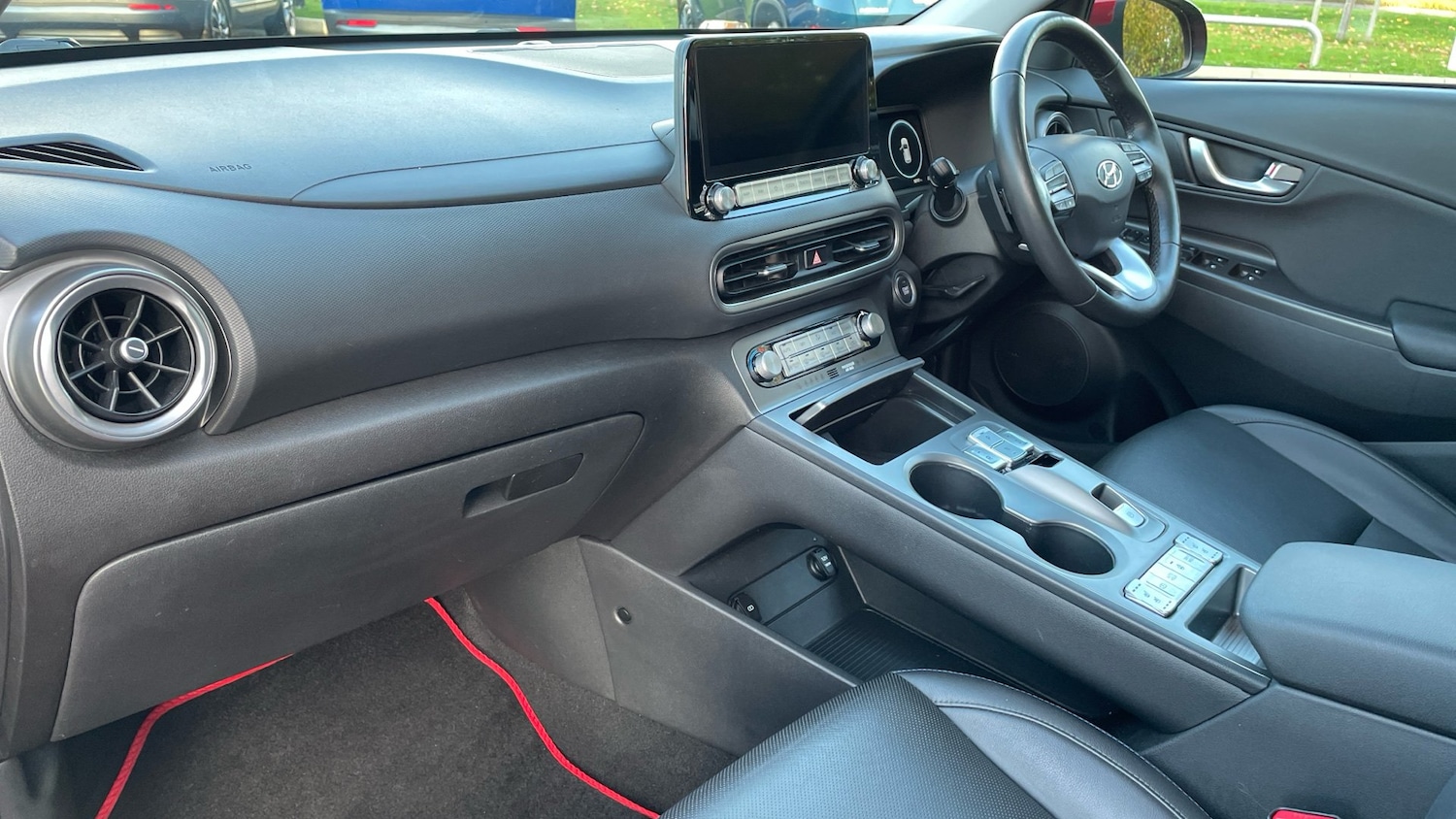 Used Hyundai KONA 2022 for sale - 76770188: Photo 2