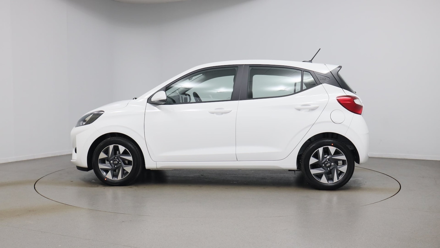 Used Hyundai i10 2024 for sale - 77329352: Photo 19