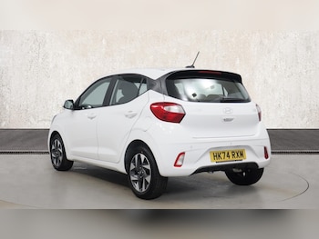 Used Hyundai i10 2024 for sale - 77329352: Photo