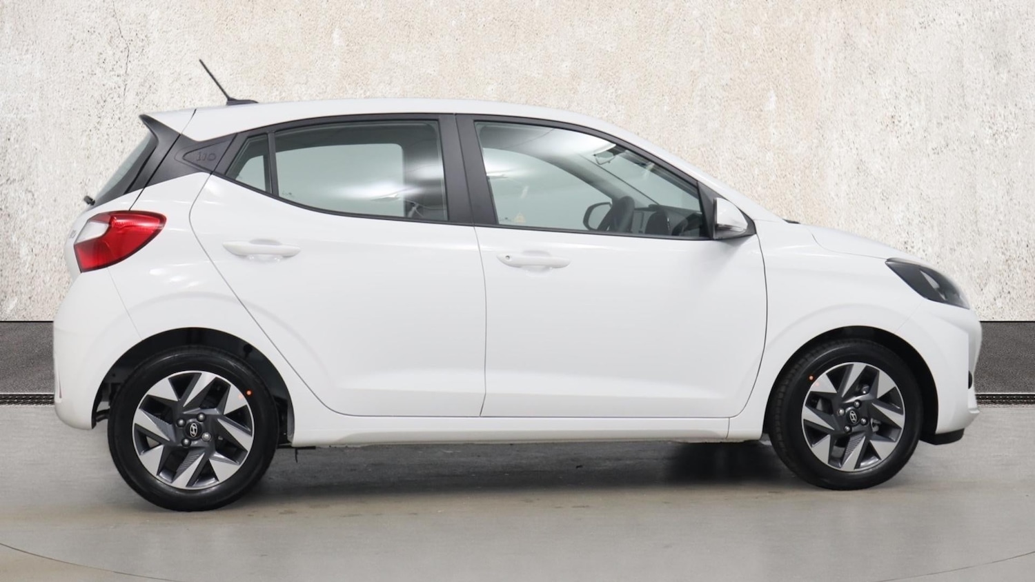 Used Hyundai i10 2024 for sale - 77329352: Photo 4