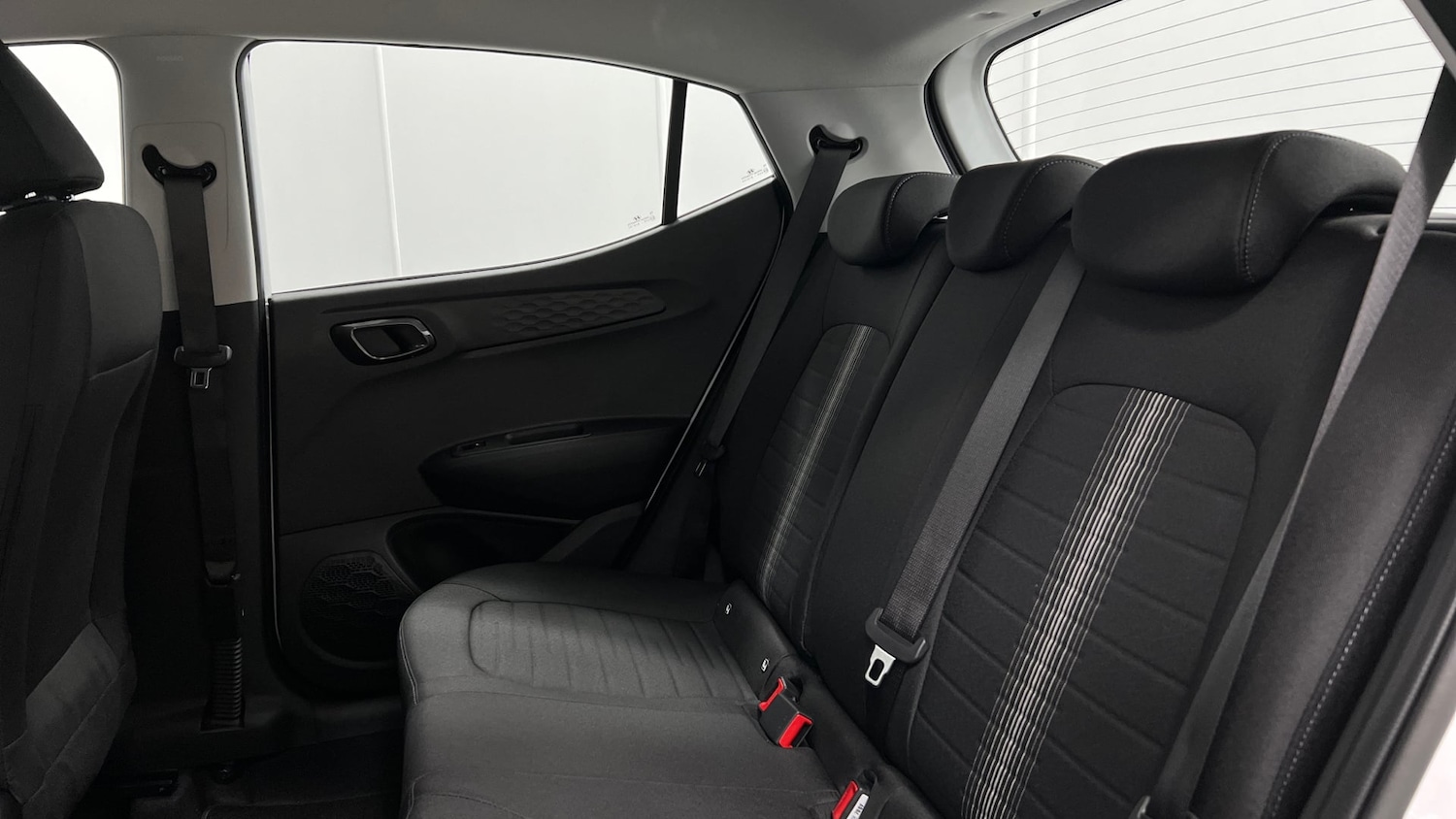 Used Hyundai i10 2024 for sale - 77329352: Photo 9