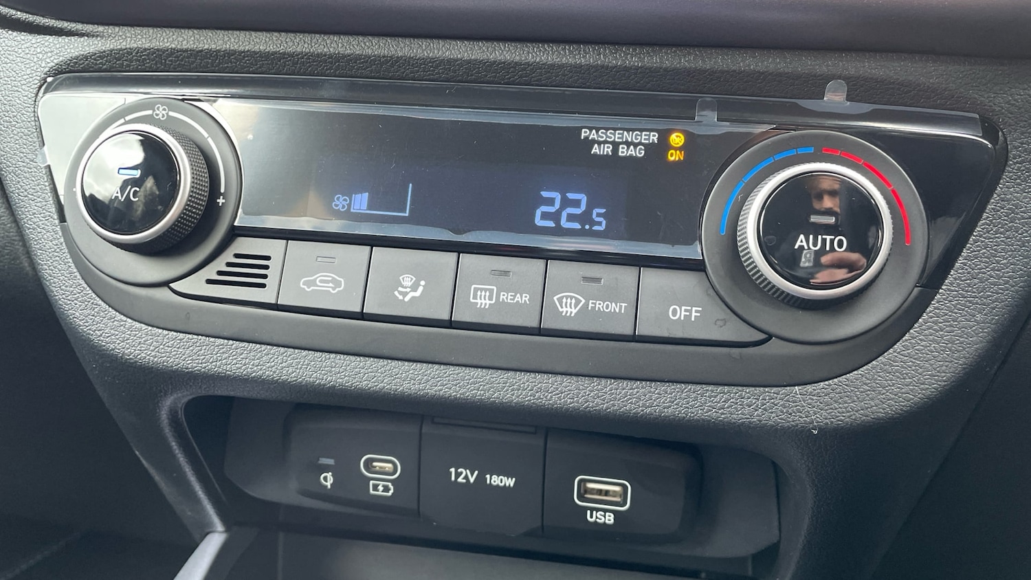 Used Hyundai i10 2025 for sale - 77258778: Photo 24