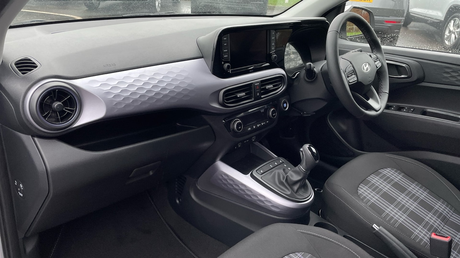 Used Hyundai i10 2025 for sale - 77453528: Photo 2