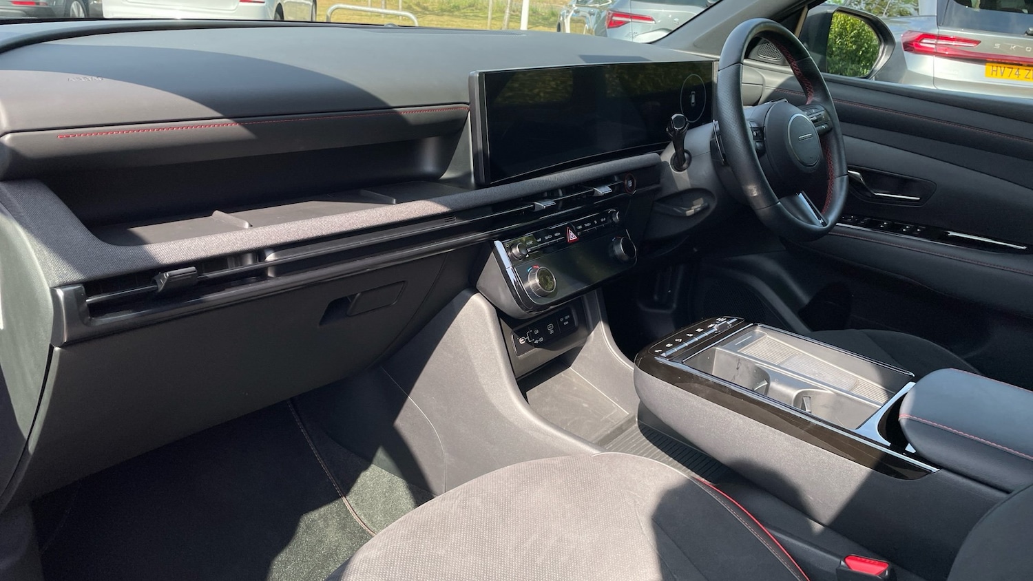 Used Hyundai TUCSON 2025 for sale - 76680511: Photo 2