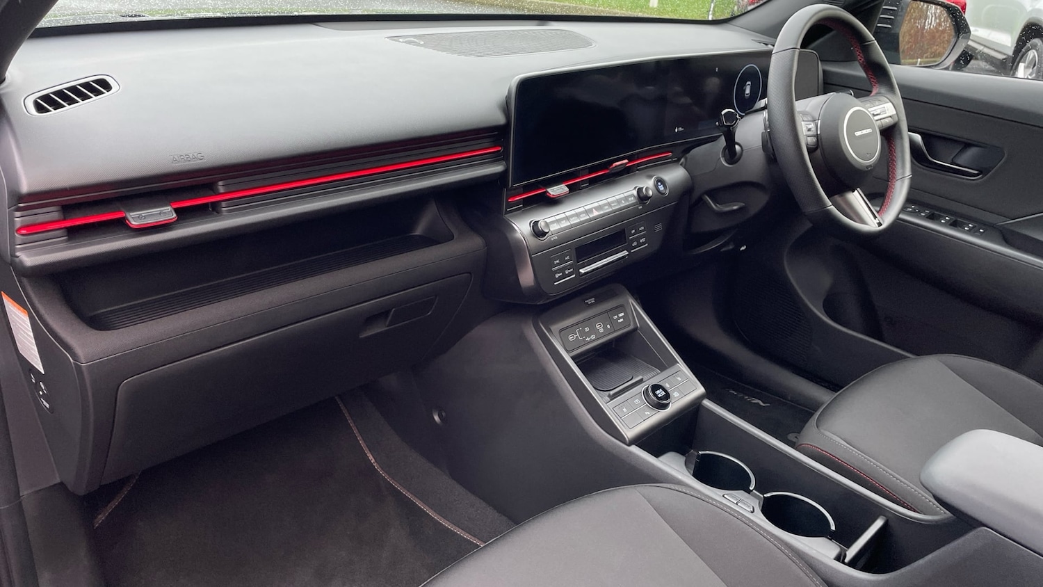 Used Hyundai KONA 2025 for sale - 77289331: Photo 2