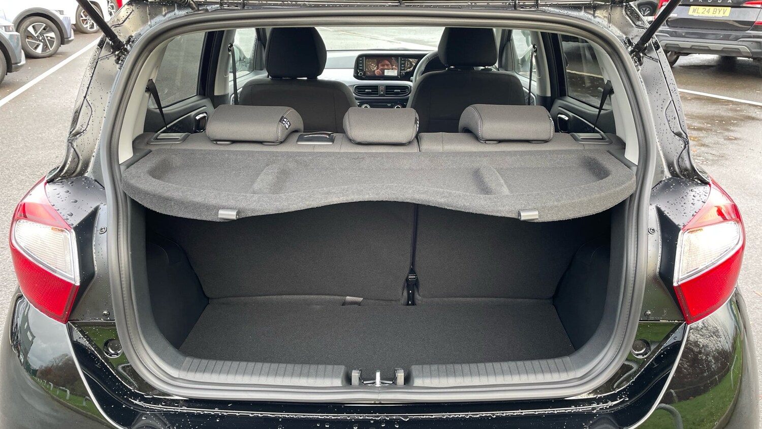 Used Hyundai i10 2025 for sale - 77258771: Photo 11