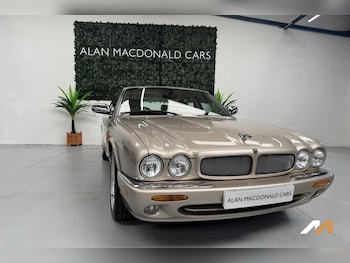Used Jaguar XJ 2002 for sale - 78826108: Photo