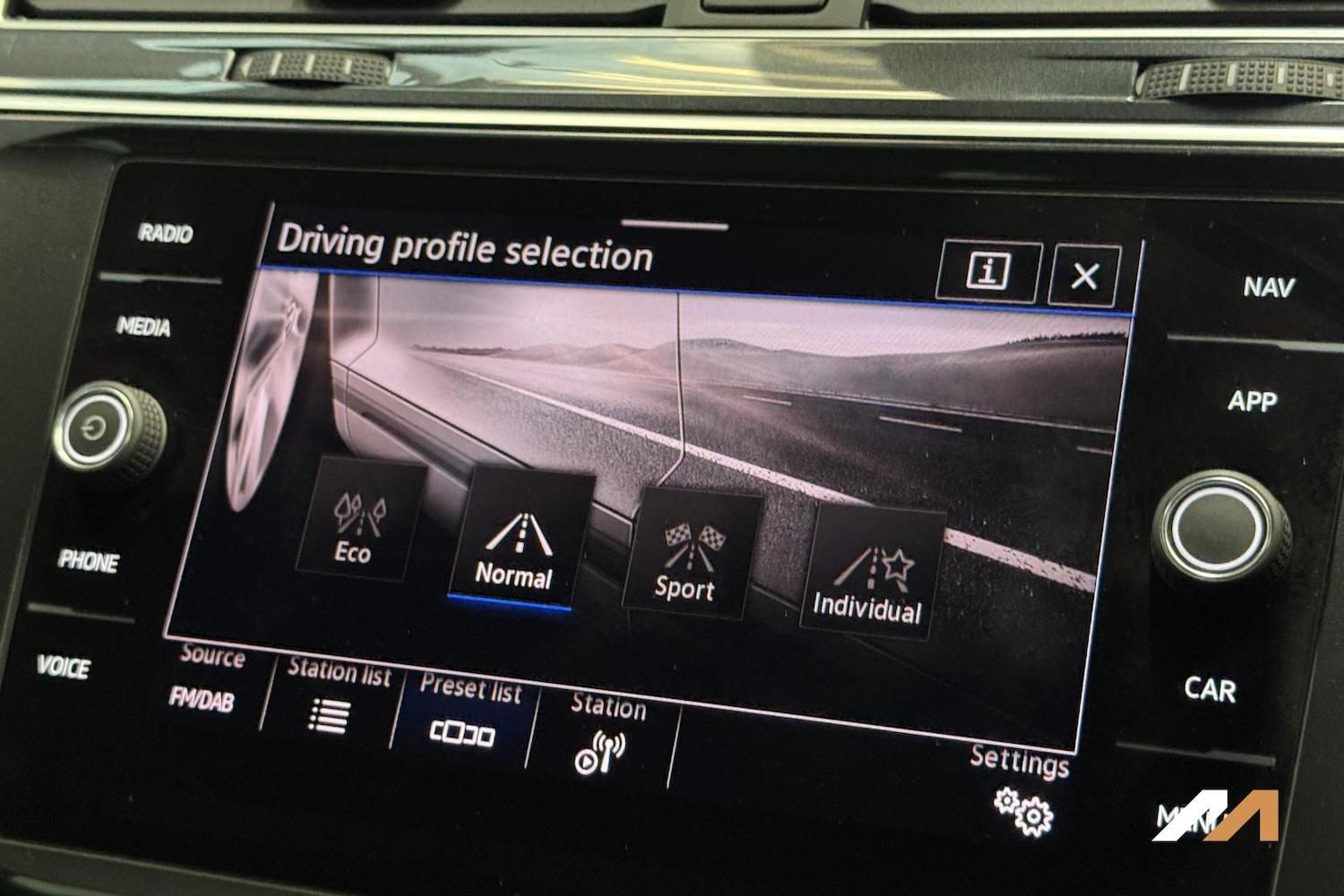 Used Volkswagen Tiguan 2020 for sale - 77782174: Photo 24