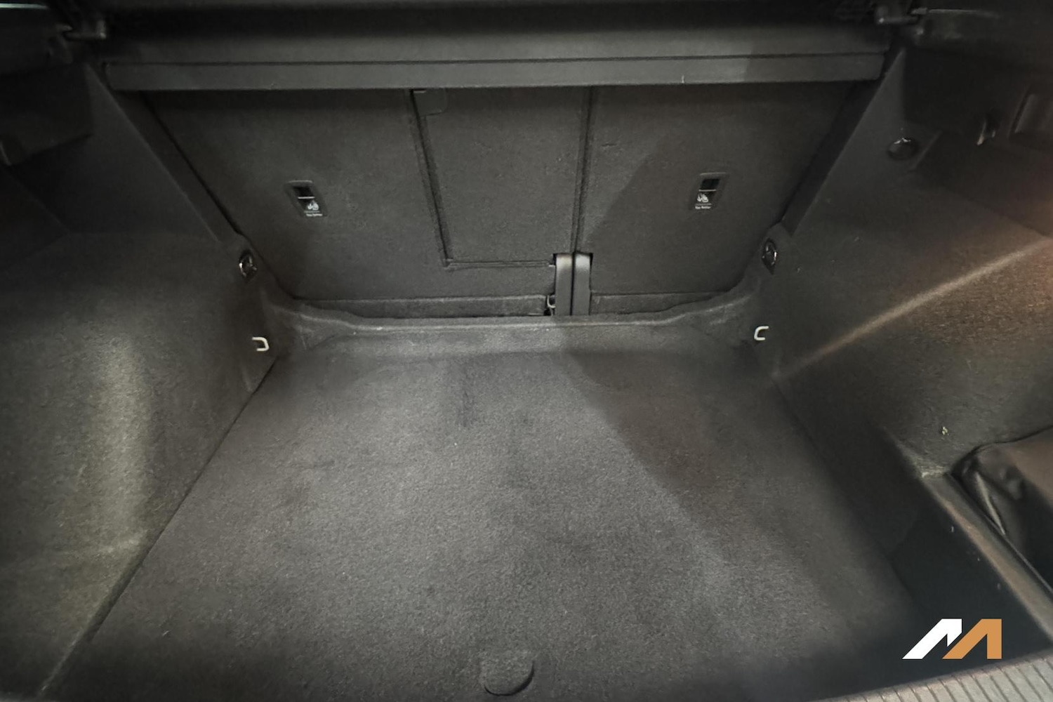 Used Volkswagen Tiguan 2020 for sale - 77782174: Photo 35