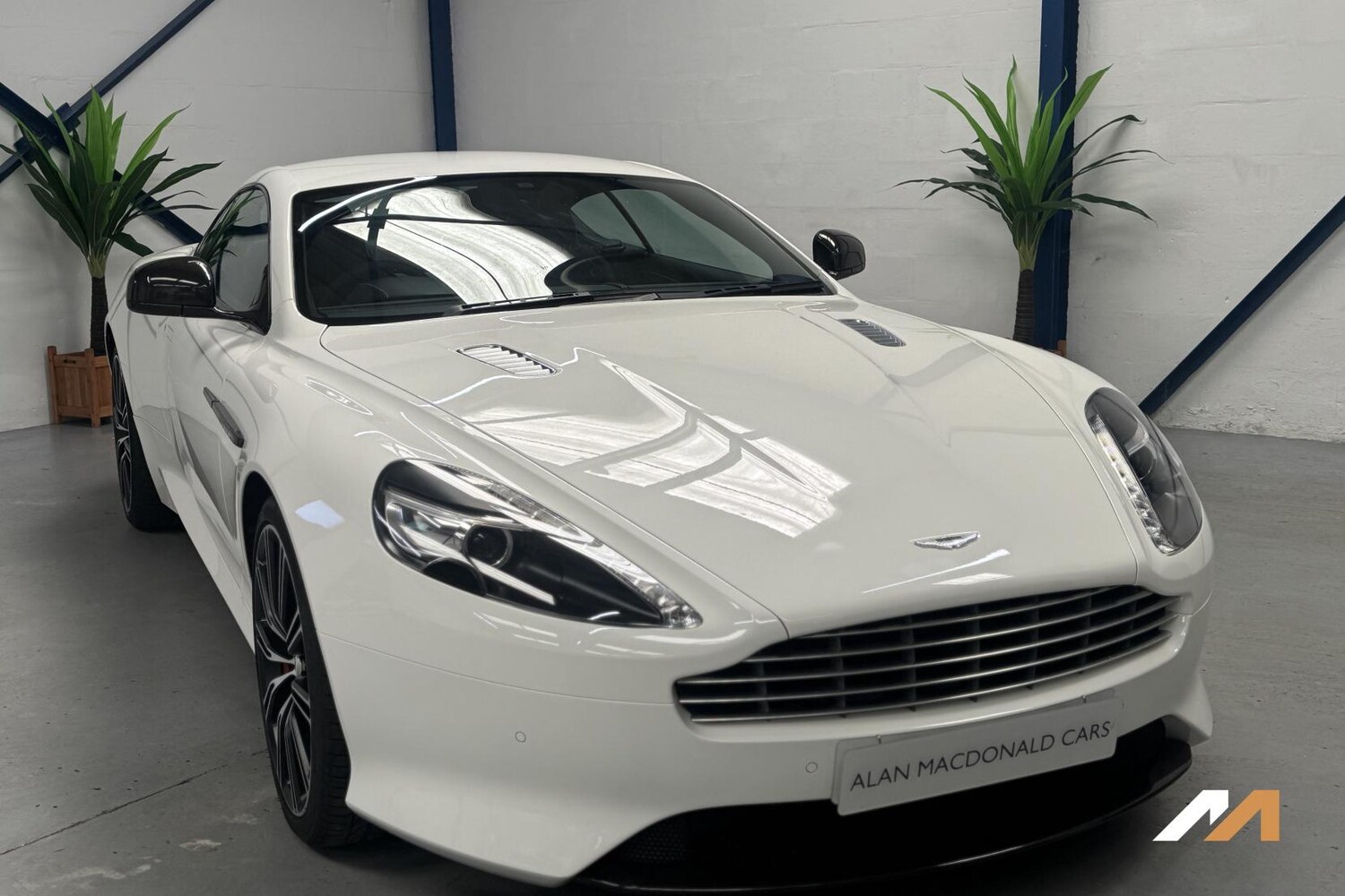 Used Aston Martin DB9 2016 for sale - 77504511: Photo 10