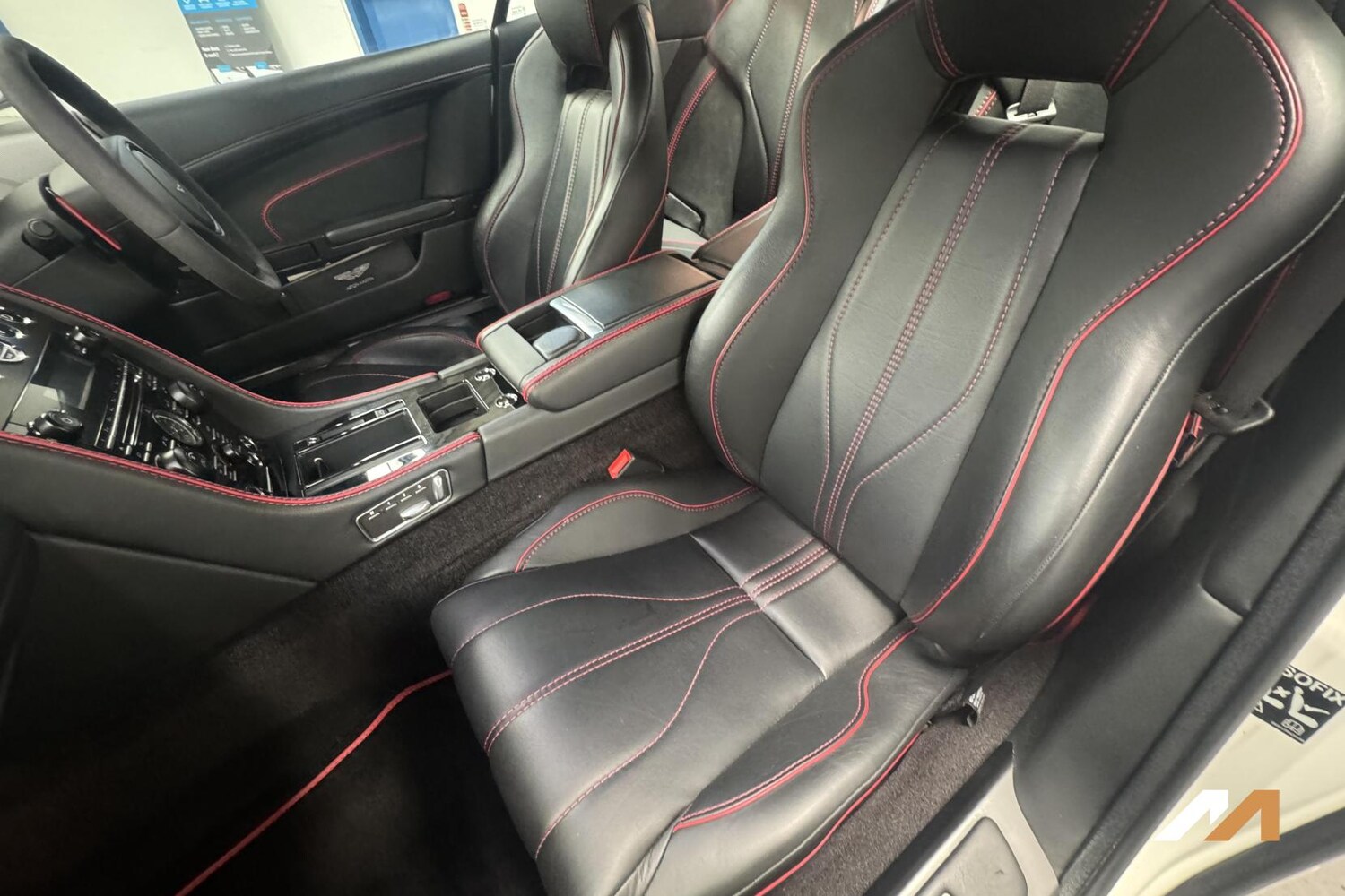 Used Aston Martin DB9 2016 for sale - 77504511: Photo 24