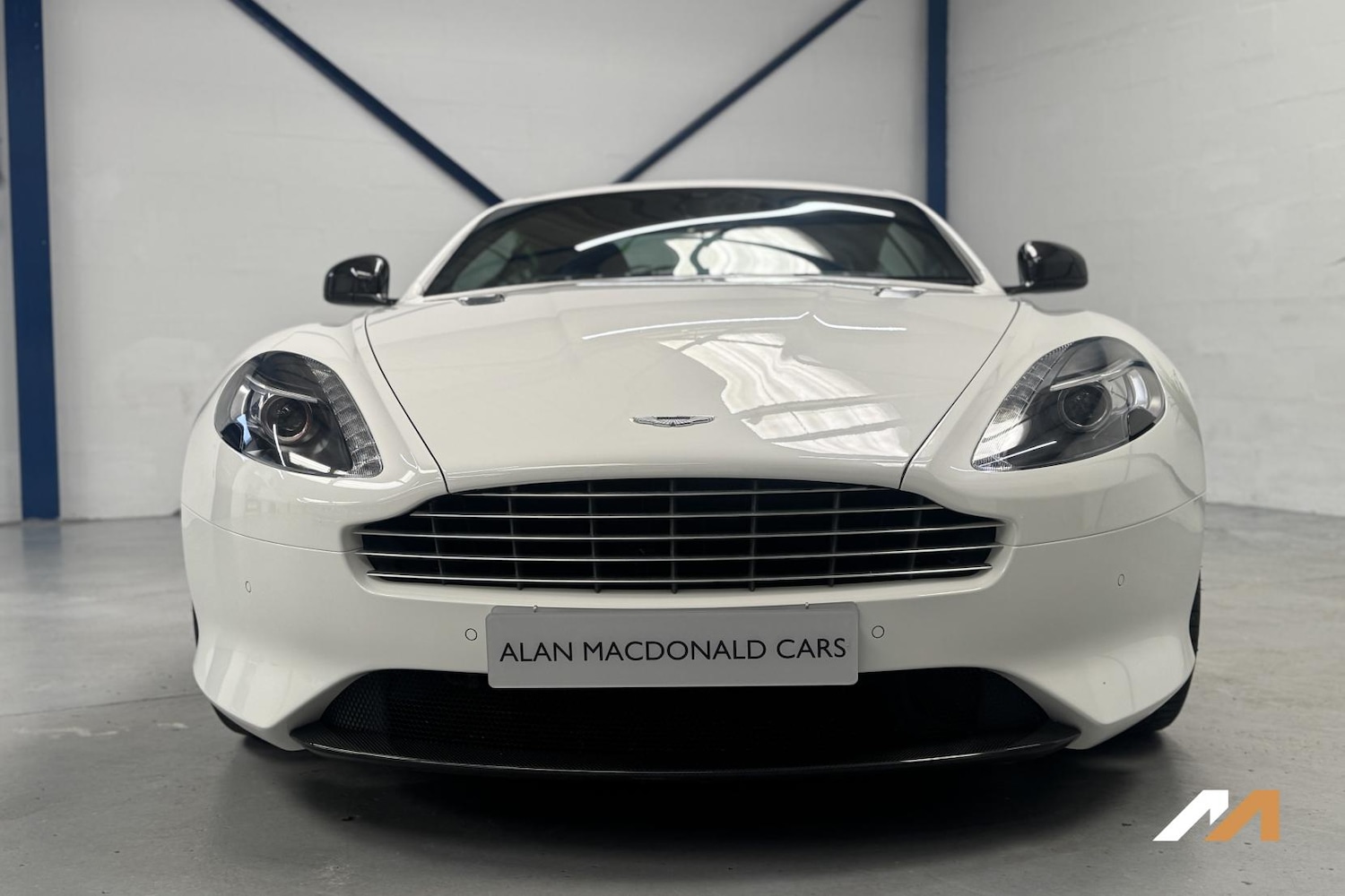 Used Aston Martin DB9 2016 for sale - 77504511: Photo 4