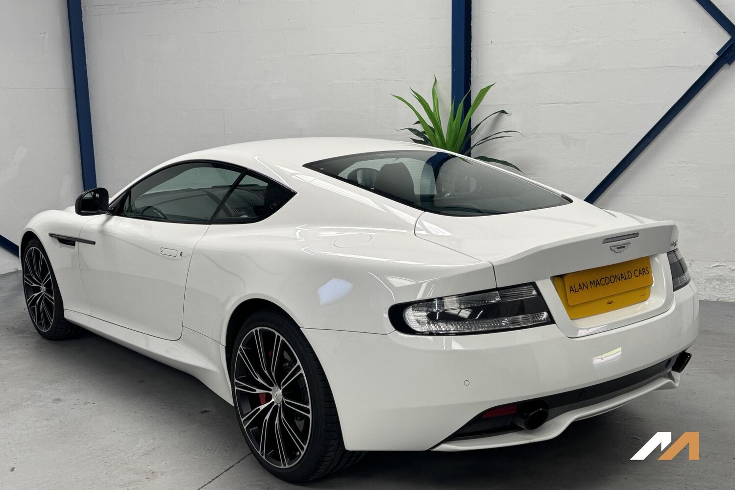 Used Aston Martin DB9 2016 for sale - 77504511: Photo 41