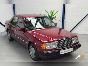 Used Mercedes-Benz 200 1992 for sale - 75537523: Photo