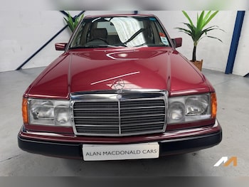 Used Mercedes-Benz 200 1992 for sale - 75537523: Photo