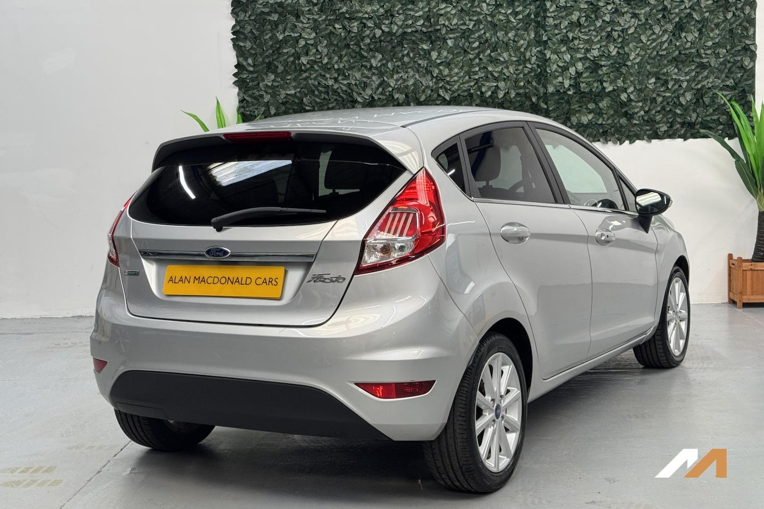 Used Ford Fiesta 2015 for sale - 77977371: Photo 2