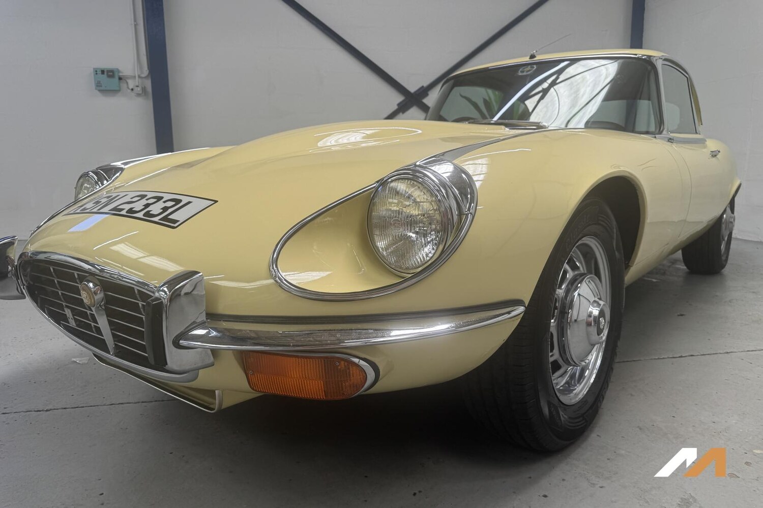 Used Jaguar E-Type 1973 for sale - 77622943: Photo 9