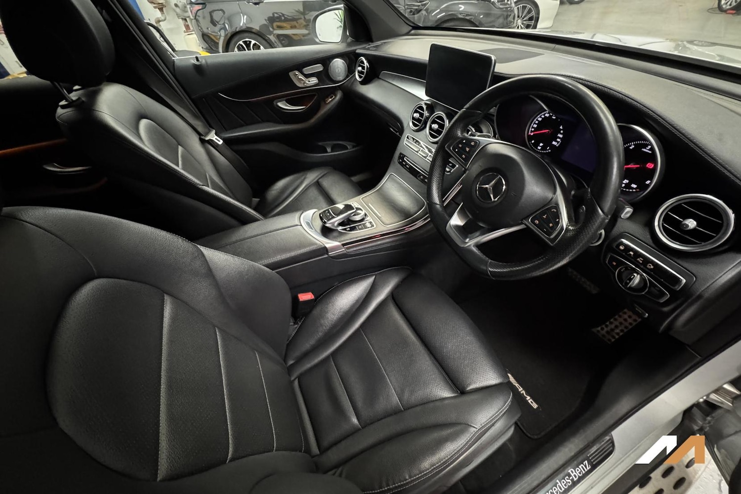 Used Mercedes-Benz GLC 2016 for sale - 77977380: Photo 16