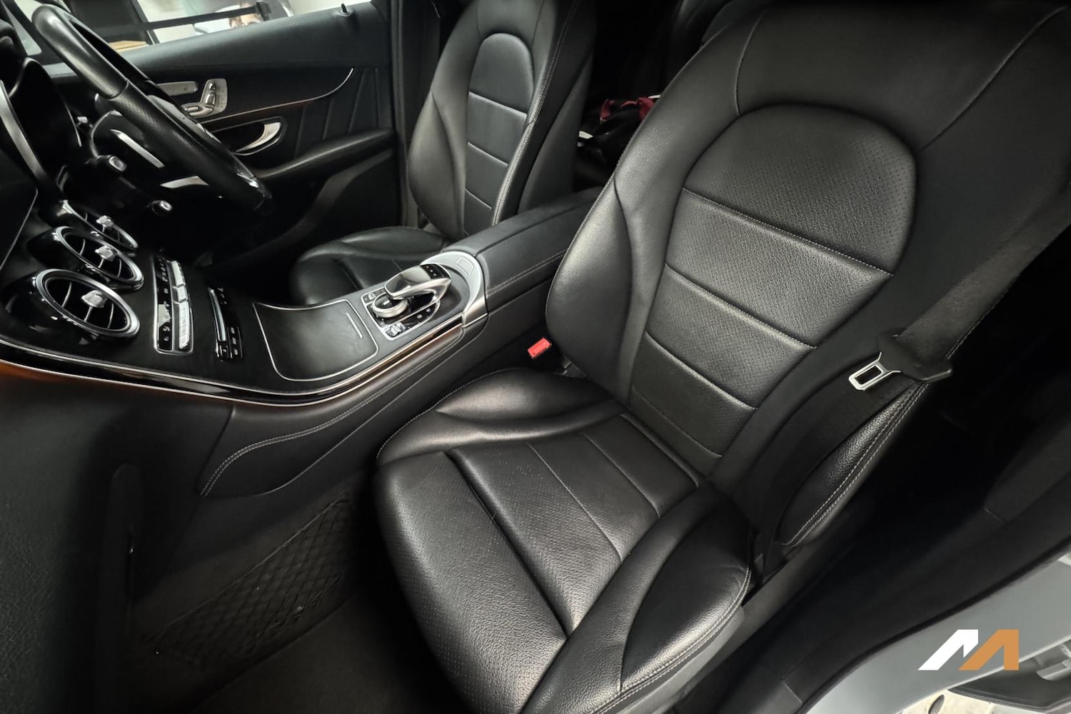 Used Mercedes-Benz GLC 2016 for sale - 77977380: Photo 18