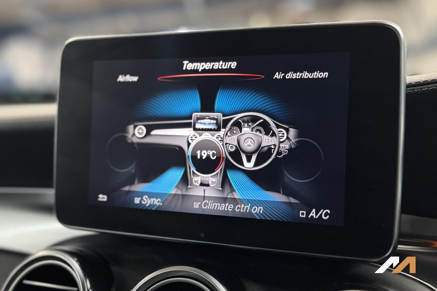 Used Mercedes-Benz GLC 2016 for sale - 77977380: Photo 24