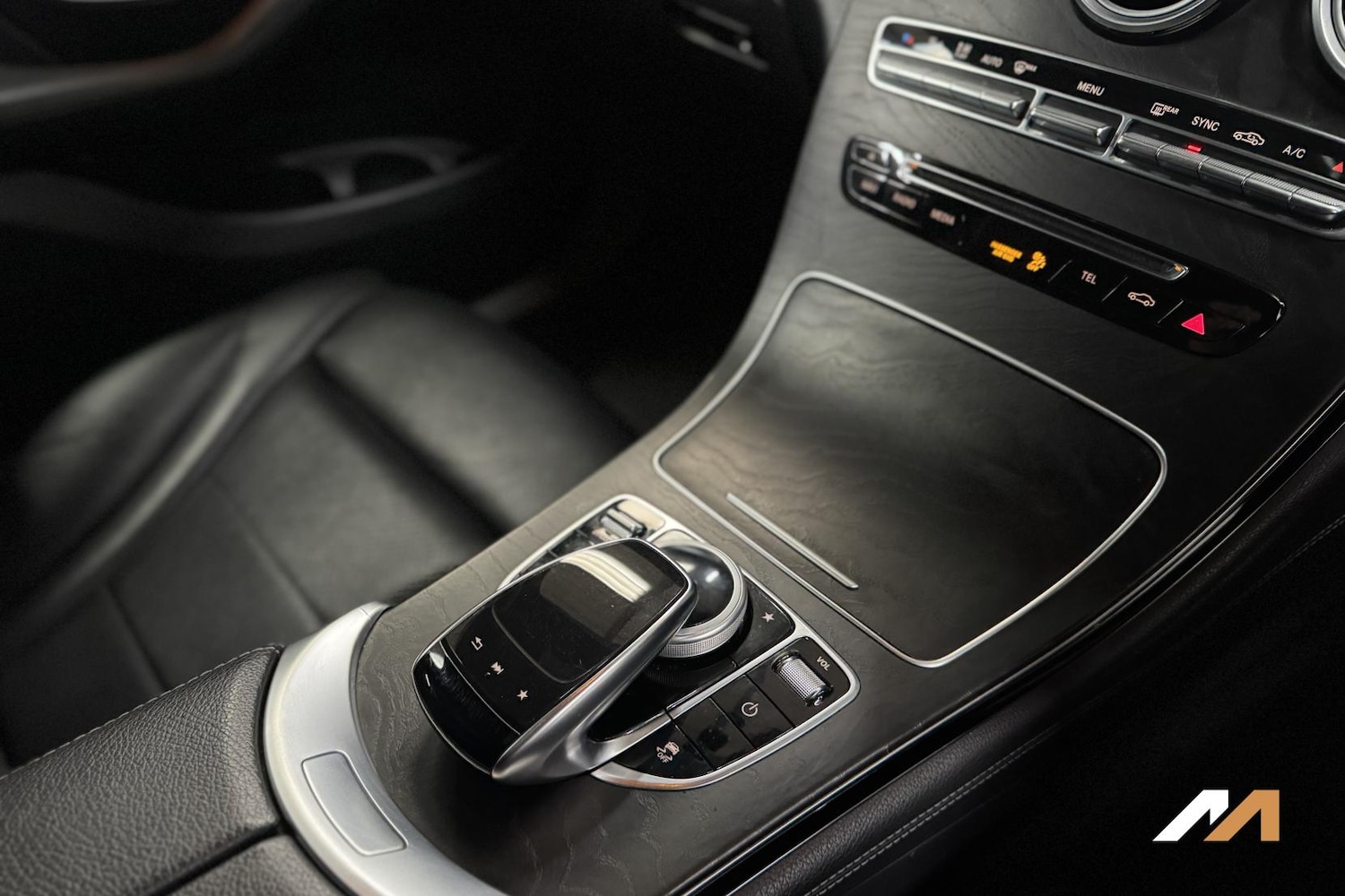 Used Mercedes-Benz GLC 2016 for sale - 77977380: Photo 28