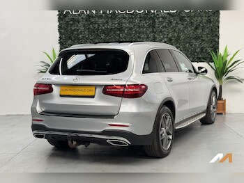 Used Mercedes-Benz GLC 2016 for sale - 77977380: Photo