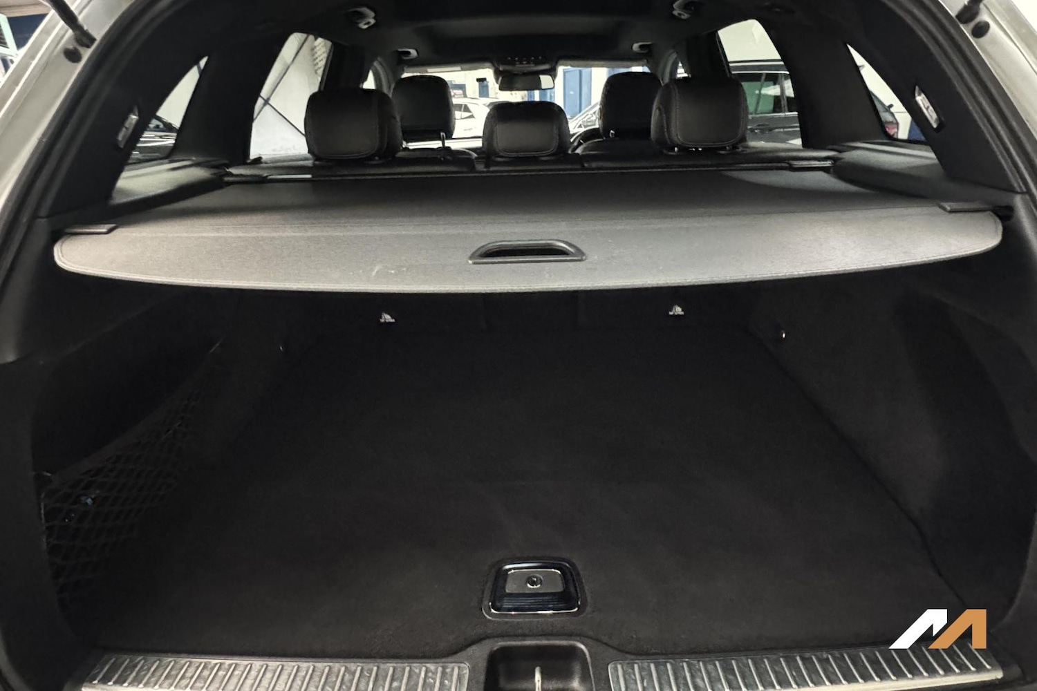 Used Mercedes-Benz GLC 2016 for sale - 77977380: Photo 37